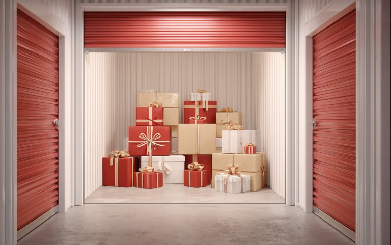 Seguridad en trasteros en Navidad: protección de regalos y pertenencias